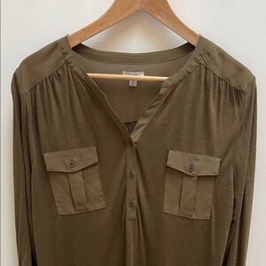 Anthropologie- Olive Green Long Sleeve Blouse - soft cotton w/contrast shoulder